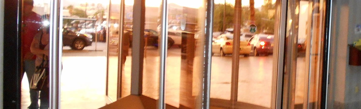 Storefront Glass Repair Cost in Homestead, FL